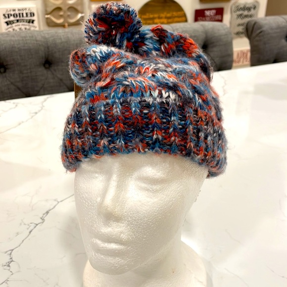 NWT Threads For Thought Slouchy Pom Hat - Picture 2 of 6